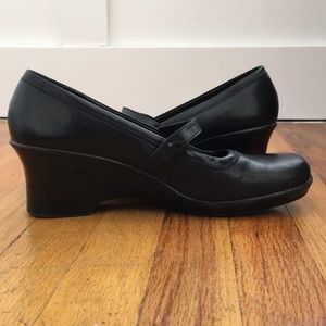 Clark’s black, heeled Mary Janes!